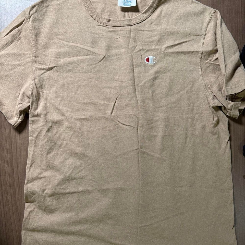 Tan Champion cotton t-shirt in a L